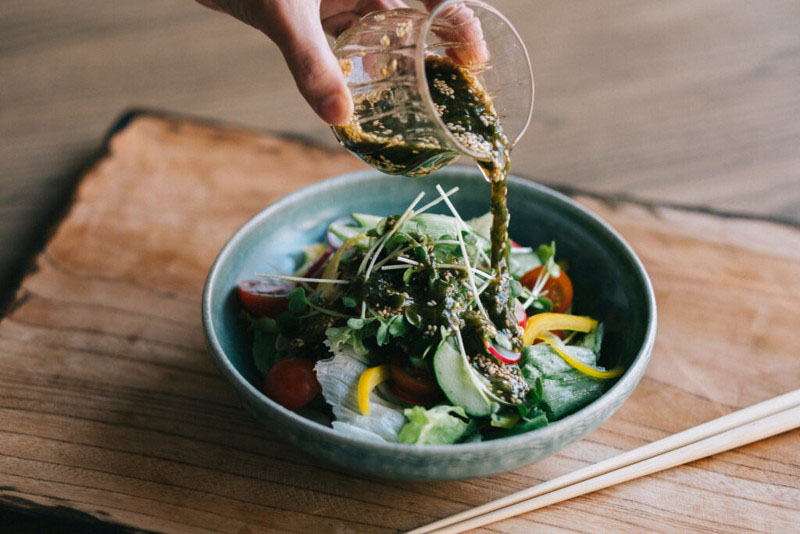 めかぶとろろサラダ